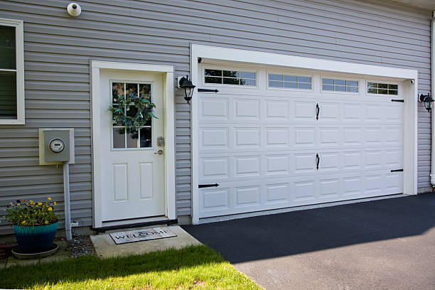 24/7 Emergency Garage Door Panel Replacement experts in La Salle, CO